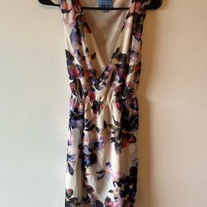Simply Vera Floral Dress 💐🌼